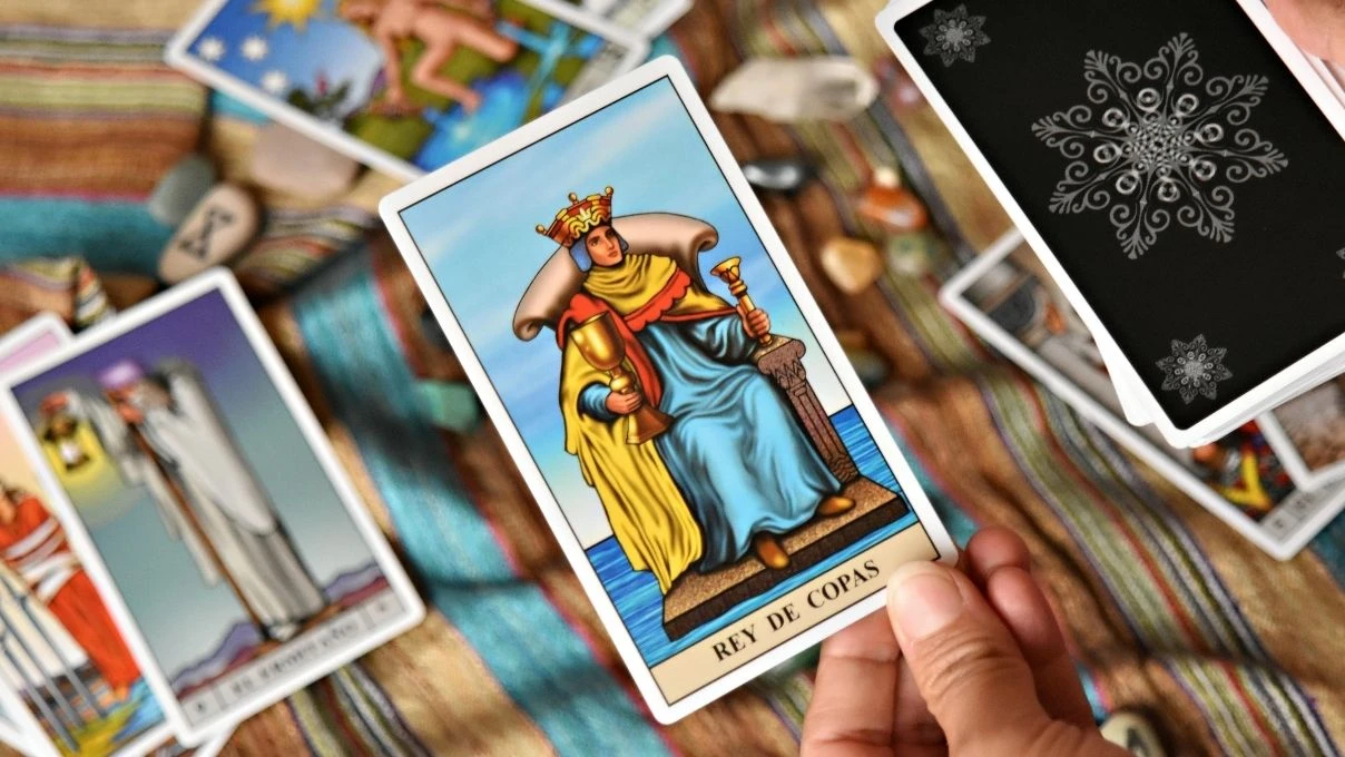 Günlük tarot kart açılımı 6 Nisan 2026! Azim ve irade tamamen sizde