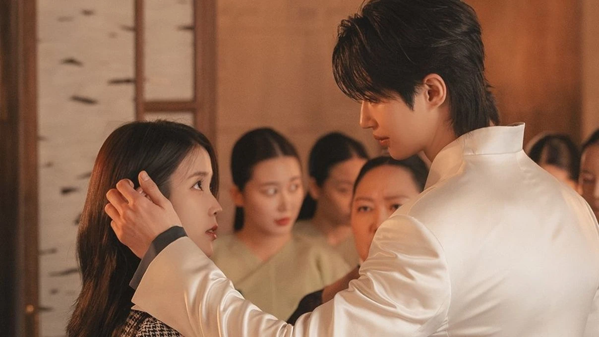 Kore dizisi Perfect Crown’un 4. bölümünde Prenses Diana göndermesi yapıldı! Dizi rekor kırdı