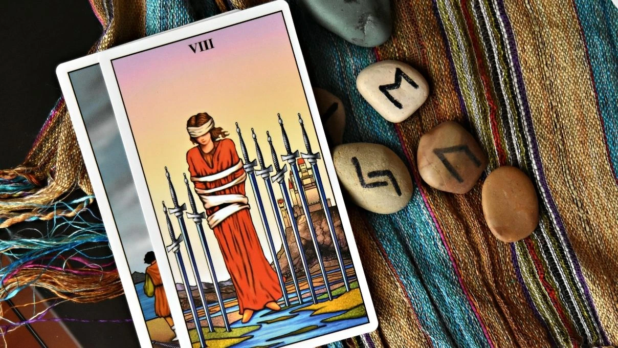 Günlük tarot kart açılımı 14 Nisan 2026! Merkür’ün gelmesiyle düşünceler eyleme dönüşüyor