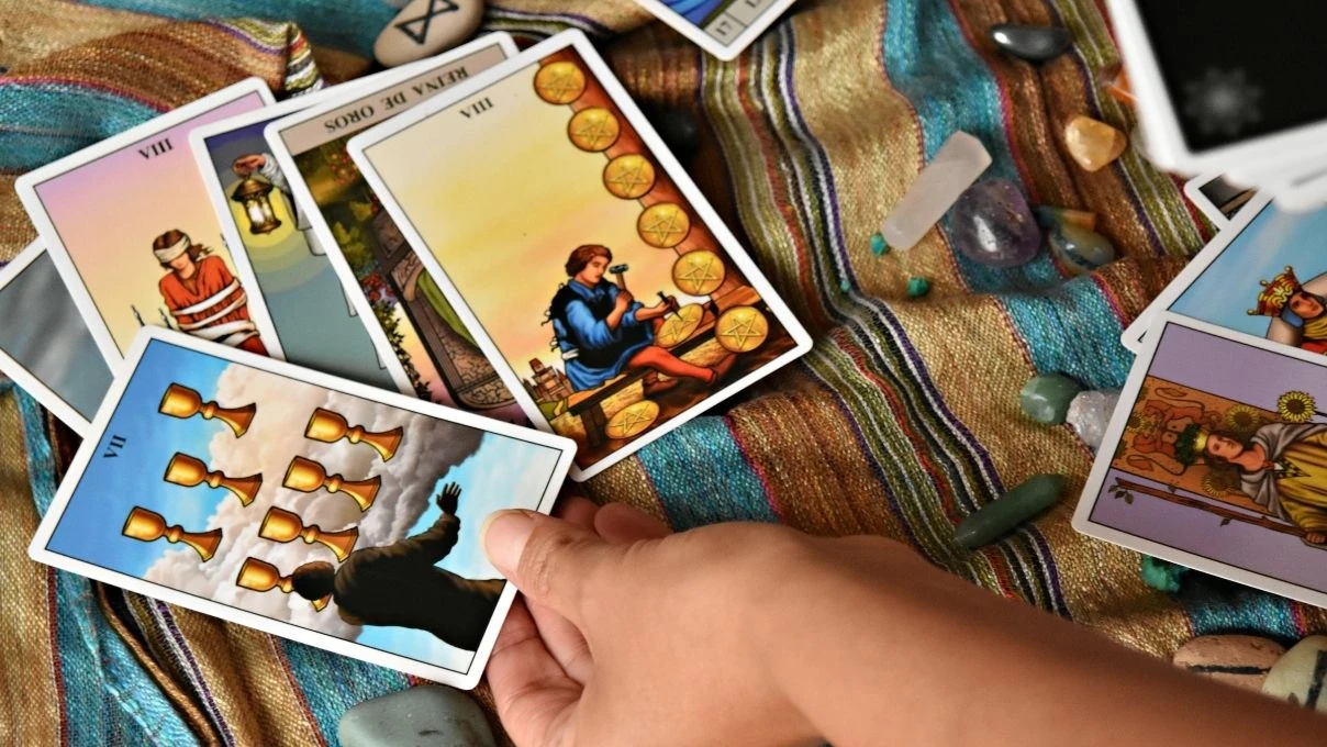 Günlük tarot kart açılımı 2 Nisan 2026! Agresif olmayın, hedeflerinize odaklanın 
