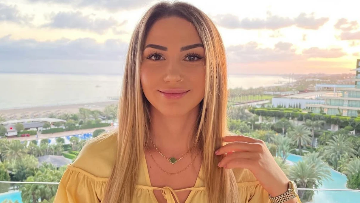 Kübra Çakır kimdir? Kübra Çakır kaç yaşında? Kübra Çakır ne iş yapıyor? 5 Asli 2026 04 03T161006.327