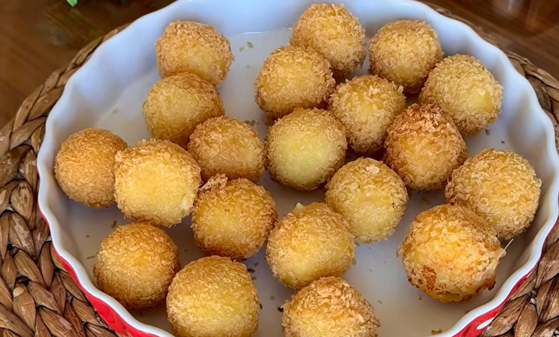 Çıtır çıtır peynirli patates tarifi! 15 dakikada kahvaltı sofrasında 5 Ekran goruntusu 2026 04 04 112536