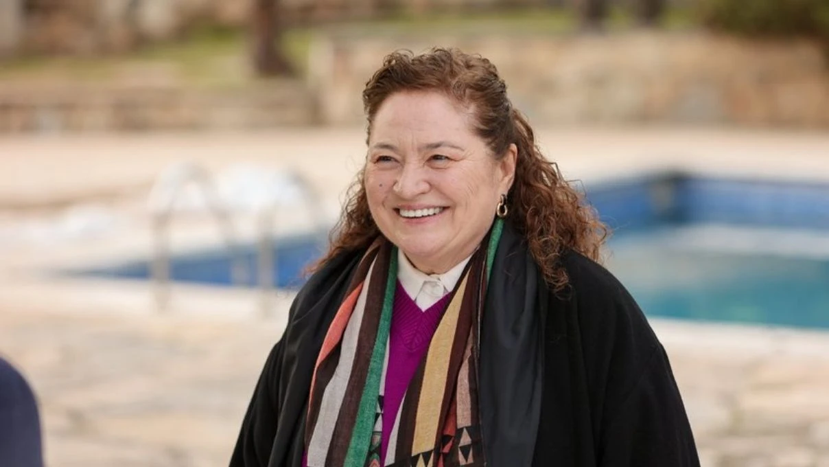 Eşref Rüya dizisine bomba transfer! Nalan Okçuoğlu ‘Hacer’ karakteriyle geliyor 6 Eşref Rüya dizisine bomba transfer! Nalan Okçuoğlu ‘Hacer’ karakteriyle geliyor