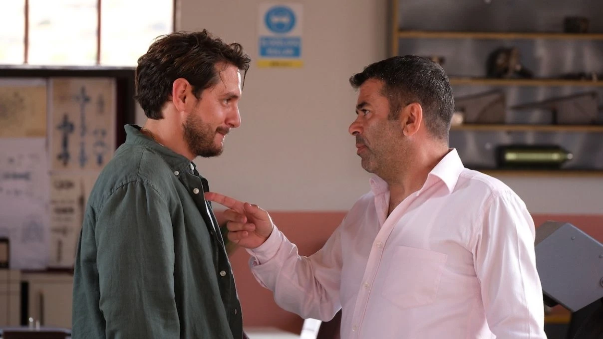 Gönül Dağı dizisinde şoke eden ayrılık! Taylan karakterini oynayan Bülent Şakrak projeye veda ediyor 7 Gönül Dağı dizisinde şoke eden ayrılık! Taylan karakterini oynayan Bülent Şakrak projeye veda ediyor