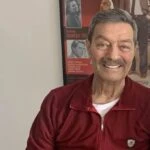 Kadir Inanirin son hali ortaya cikti Usta oyuncu ilk kez desteksiz ayakta goruntulendi