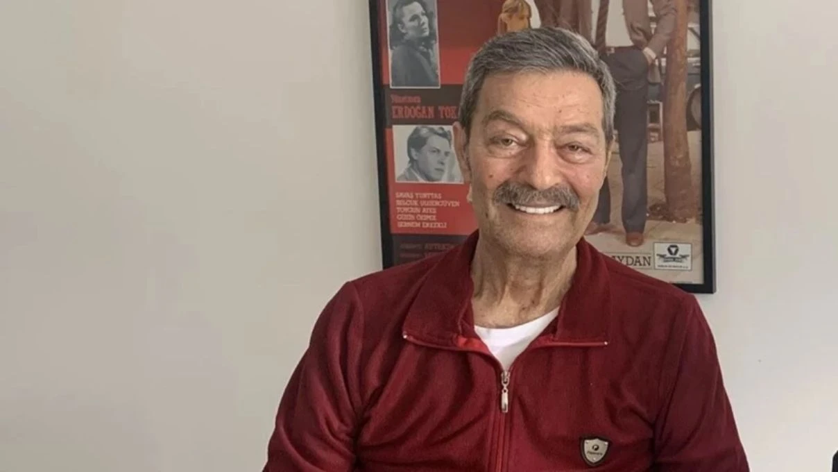 Kadir Inanirin son hali ortaya cikti Usta oyuncu ilk kez desteksiz ayakta goruntulendi