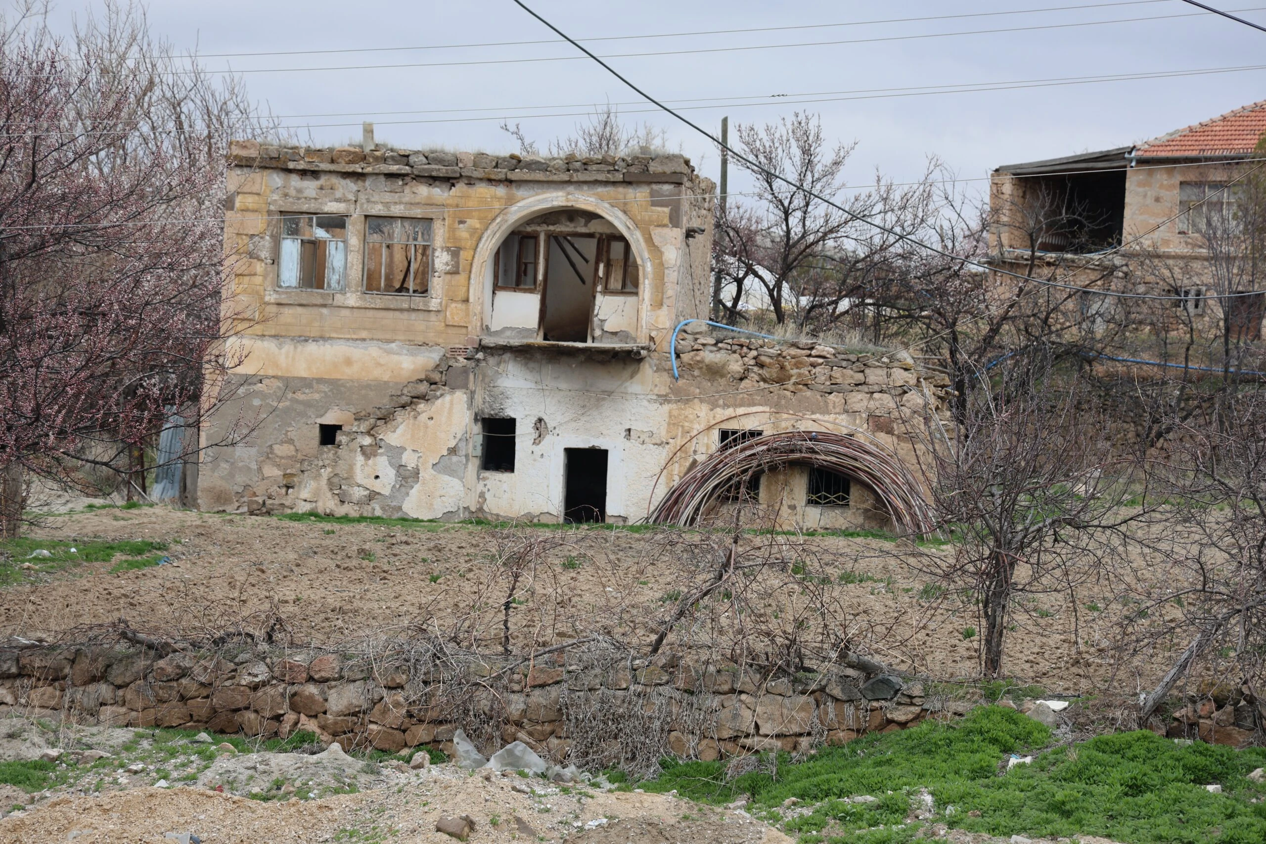Kemal Sunal ve Yeşilçam izleri Aksaray'da! Gücünkaya köyünde 41 yıllık nostalji 4 Kemal Sunal 3 scaled