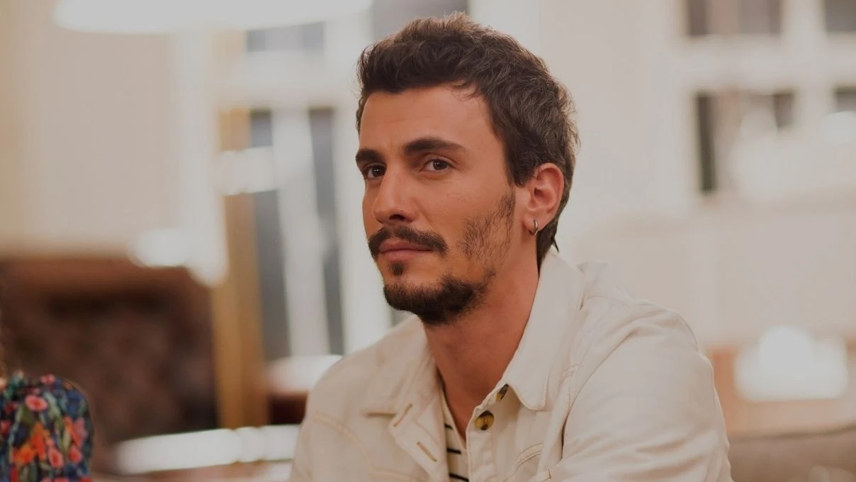 Bertan Asllani Sevdiğim Sensin dizisinde başrol oynamaktan vazgeçti! Aytaç Şaşmaz projeye son anda dahil oldu