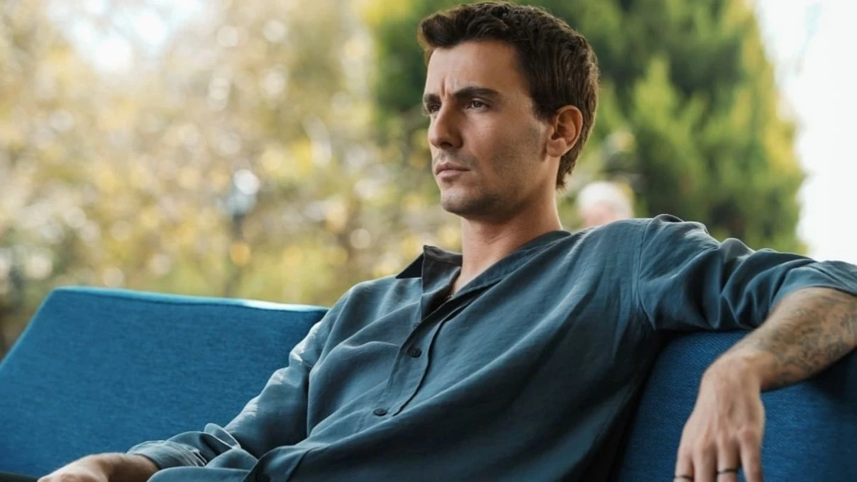 Bertan Asllani Sevdiğim Sensin dizisinde başrol oynamaktan vazgeçti! Aytaç Şaşmaz projeye son anda dahil oldu