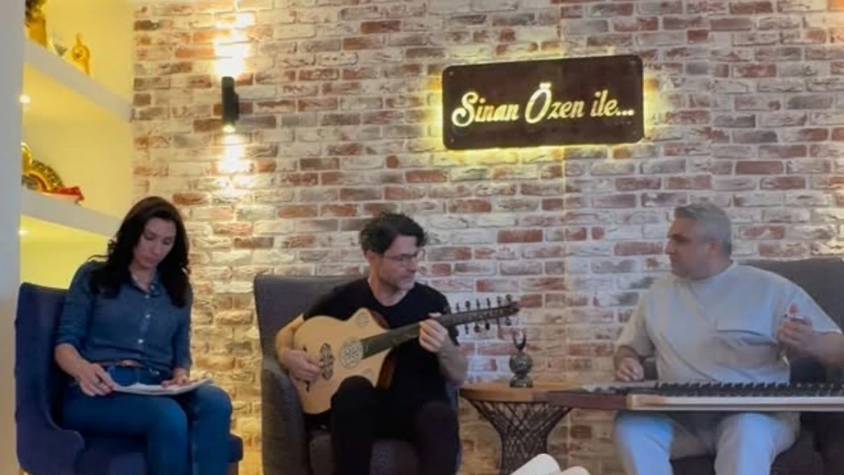 62 yaşındaki Sinan Özen genç görünümüyle dikkat çekti! Sinan Özen’den gençlik sırrı itirafı! 4 Sinan Ozenden genclik sirri itirafi