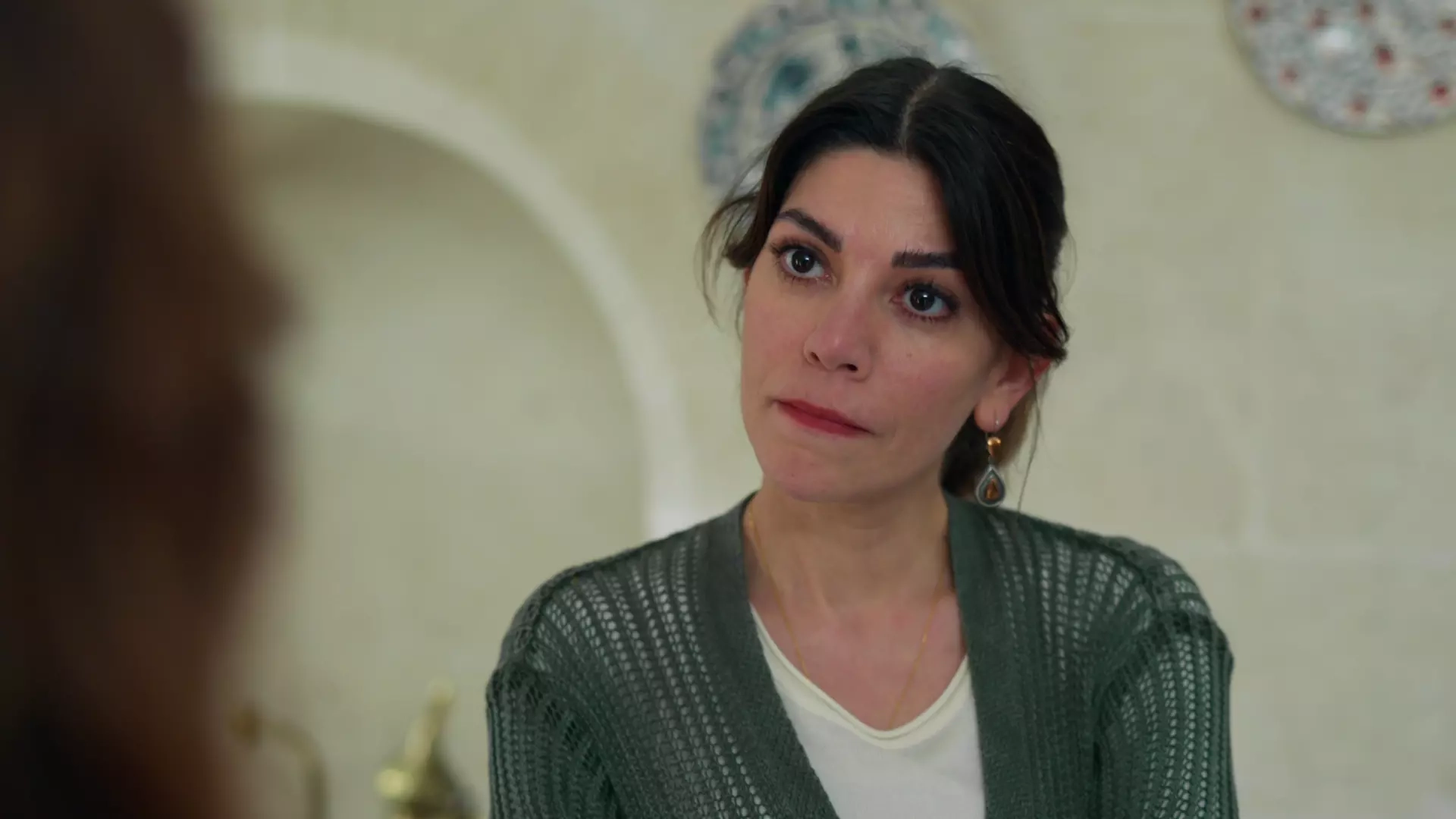 Uzak Şehir’de Meryem şoku! Cihan’ı ve Alya’yı büyük bir sınav bekliyor 6 Uzak Sehir 4