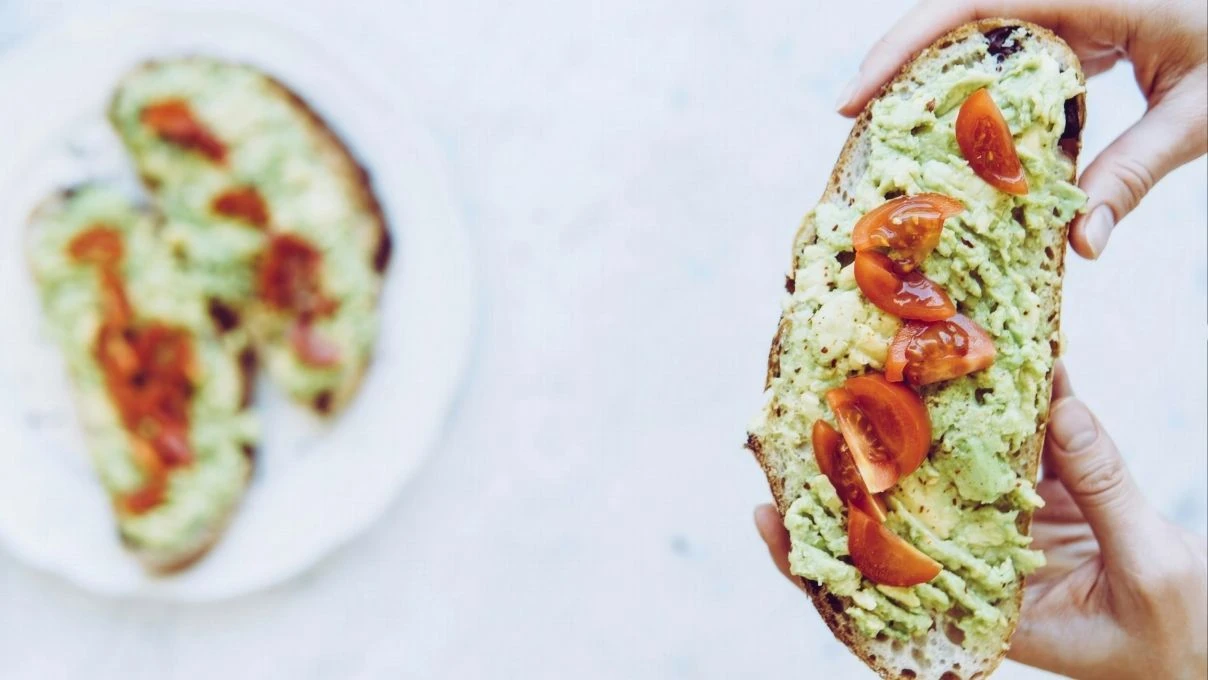 Avokado tostunda yeni soluk trendi 2026! Pratik, sağlıklı, doyurucu diyetisyen tavsiyeli tarif