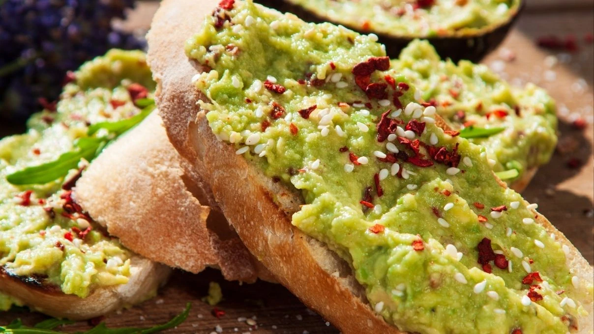 Avokado tostunda yeni soluk trendi 2026! Pratik, sağlıklı, doyurucu diyetisyen tavsiyeli tarif