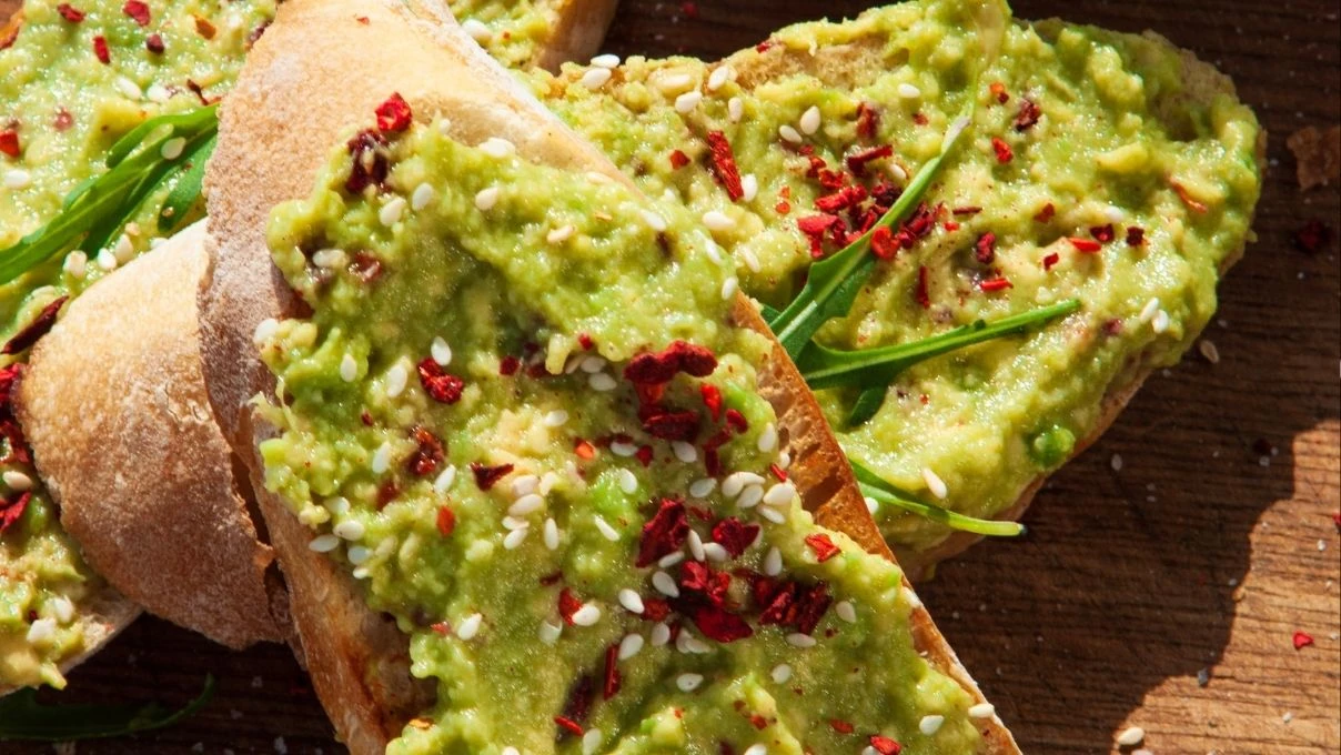 Avokado tostunda yeni soluk trendi 2026! Pratik, sağlıklı, doyurucu diyetisyen tavsiyeli tarif
