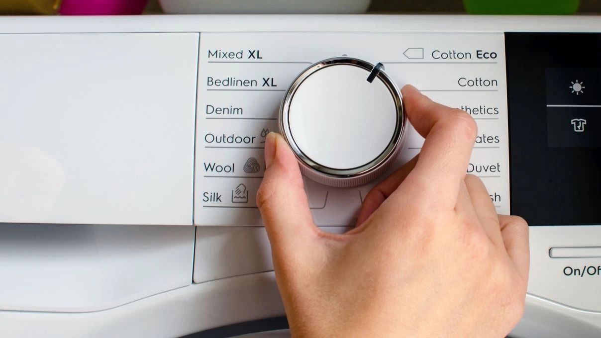 Ceketleri kuru temizlemeye göndermeyin! Çamaşır makinesinde kırışmadan yıkama yöntemi