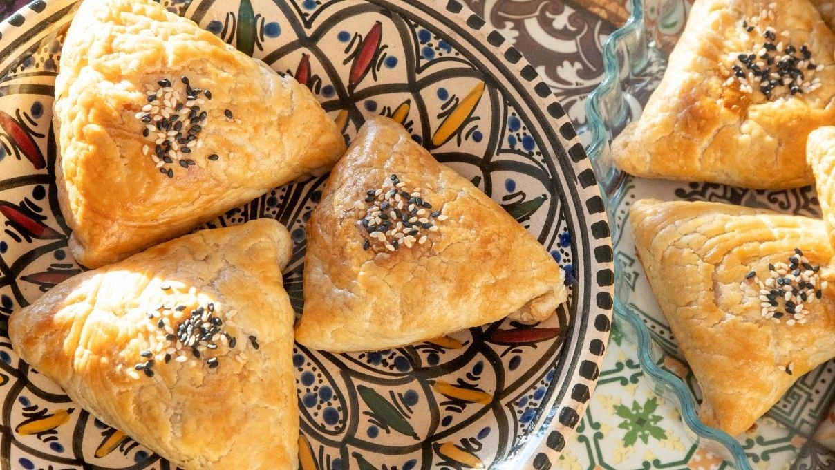 Çıtır çıtır börek tarifi! 2026 sosyal medya trendi lezzet