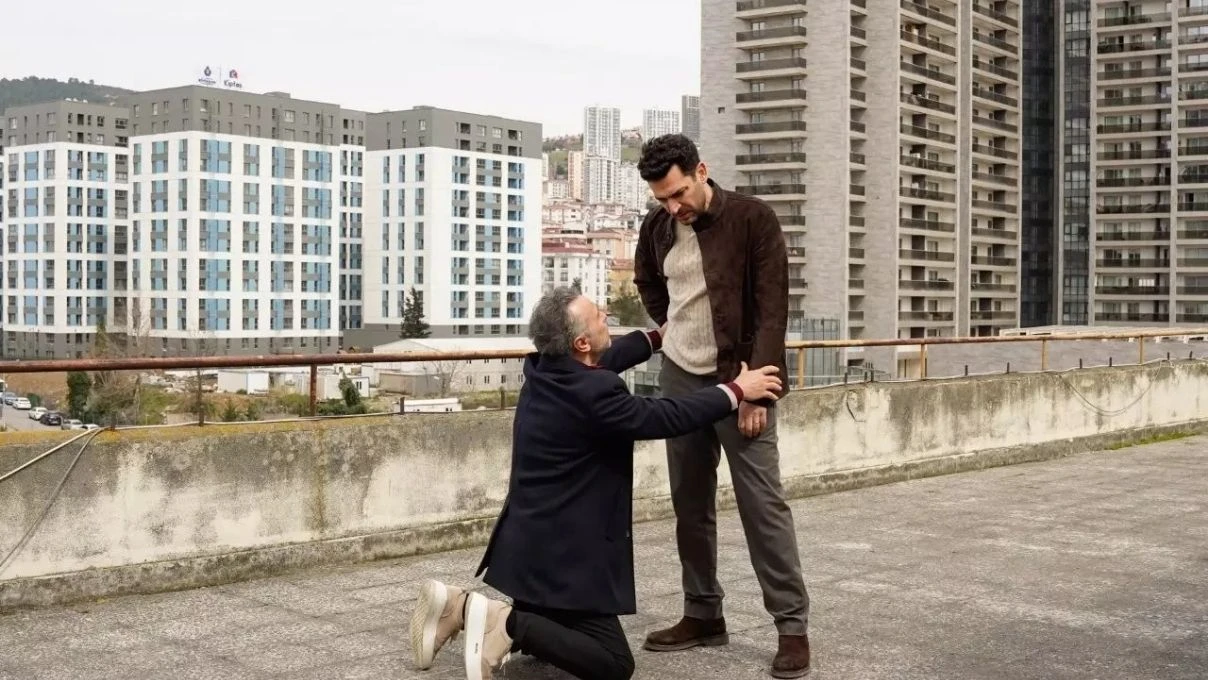 Güller ve Günahlar 25. bölüm fragmanı yayınlandı mı? Güller ve Günahlar son bölümde ne oldu, nereden izlenir? 4 Güller ve Günahlar 25. Bölüm fragmanı yayınlandı mı? Güller ve Günahlar son bölümde ne oldu, nereden izlenir?
