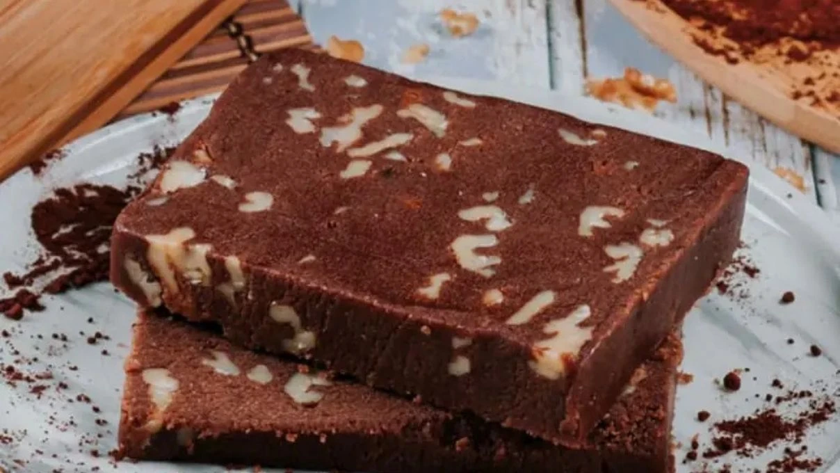 Şeker yerine geçen enfes lezzet! Kolları sıvayın en sağlıklı helvayı evde yapıyoruz 10 Şeker yerine geçen enfes lezzet! Kolları sıvayın en sağlıklı helvayı evde yapıyoruz