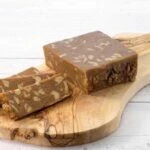 Şeker yerine geçen enfes lezzet! Kolları sıvayın en sağlıklı helvayı evde yapıyoruz