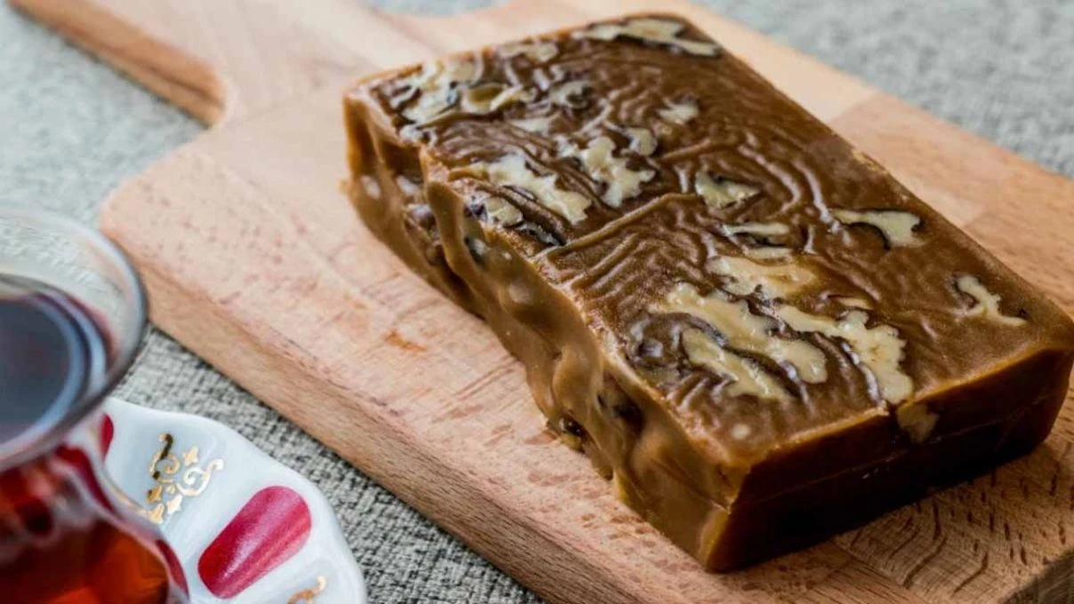 Şeker yerine geçen enfes lezzet! Kolları sıvayın en sağlıklı helvayı evde yapıyoruz 5 Şeker yerine geçen enfes lezzet! Kolları sıvayın en sağlıklı helvayı evde yapıyoruz