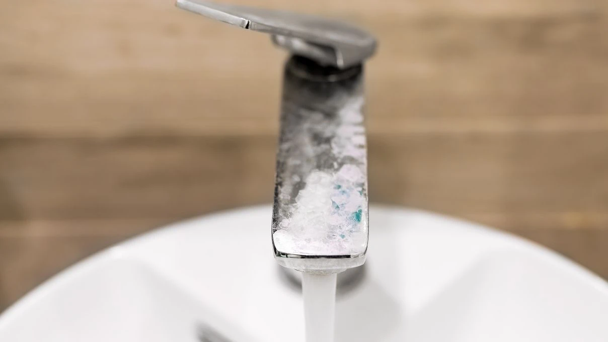 Kireci her yerden silin! Çaydanlıktan pencereye musluklara kadar pasparlak olacak