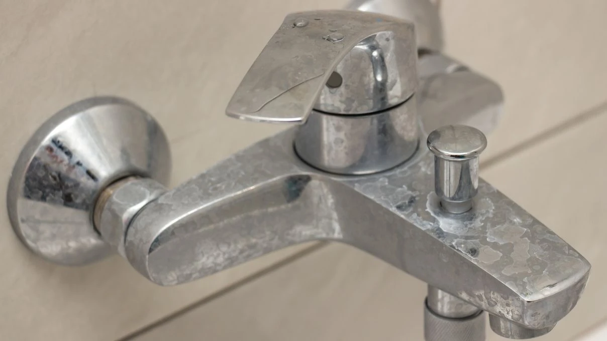 Kireci her yerden silin! Çaydanlıktan pencereye musluklara kadar pasparlak olacak