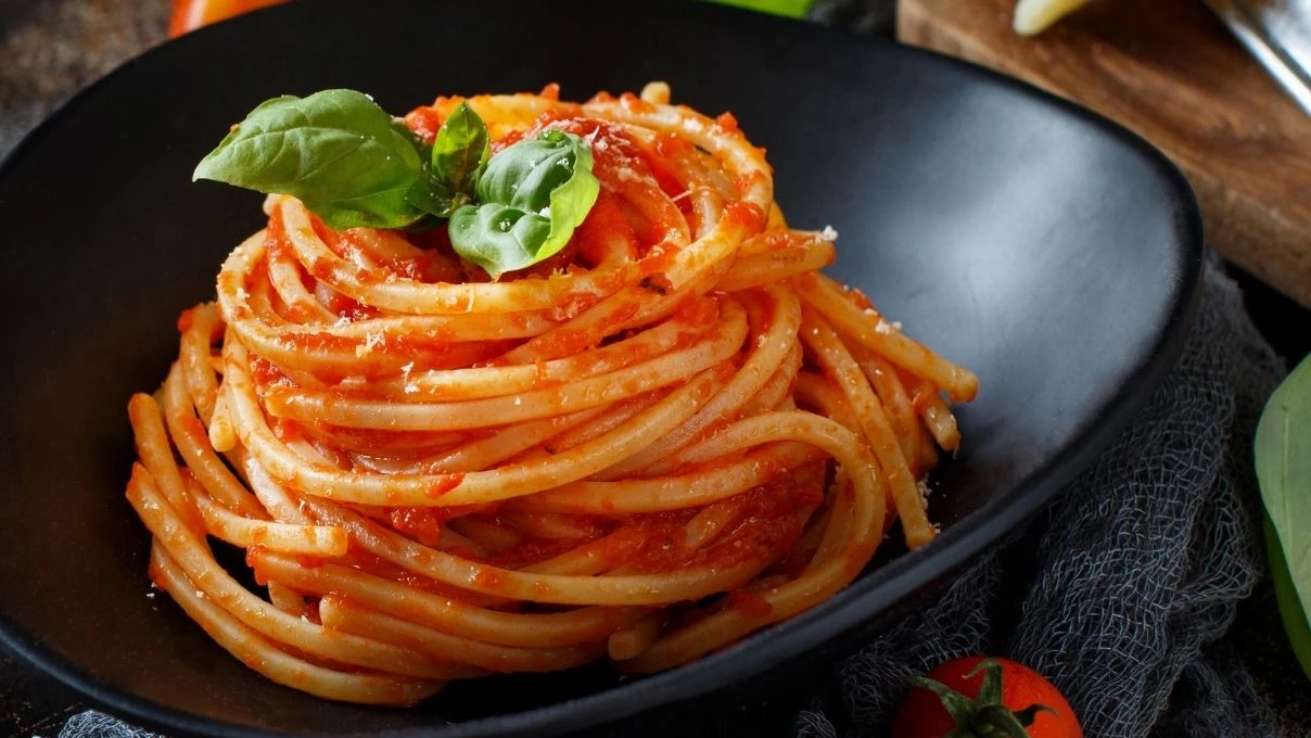 En doğru ve lezzetli makarna sosu! Anadolu kadınlarının sırrı