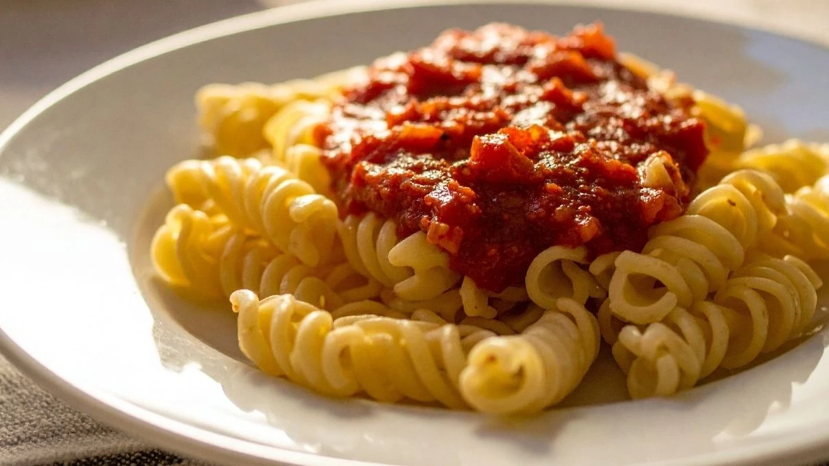 En doğru ve lezzetli makarna sosu! Anadolu kadınlarının sırrı