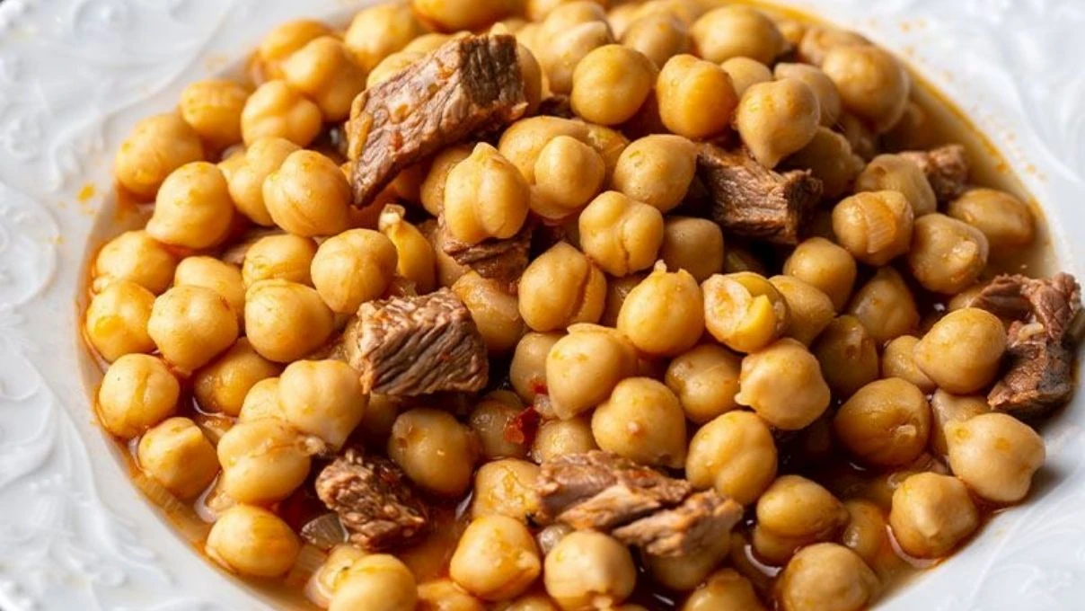 Kayserililerin kahvaltıda tükettikleri enfes lezzet! Nohut yahnisi tarifi