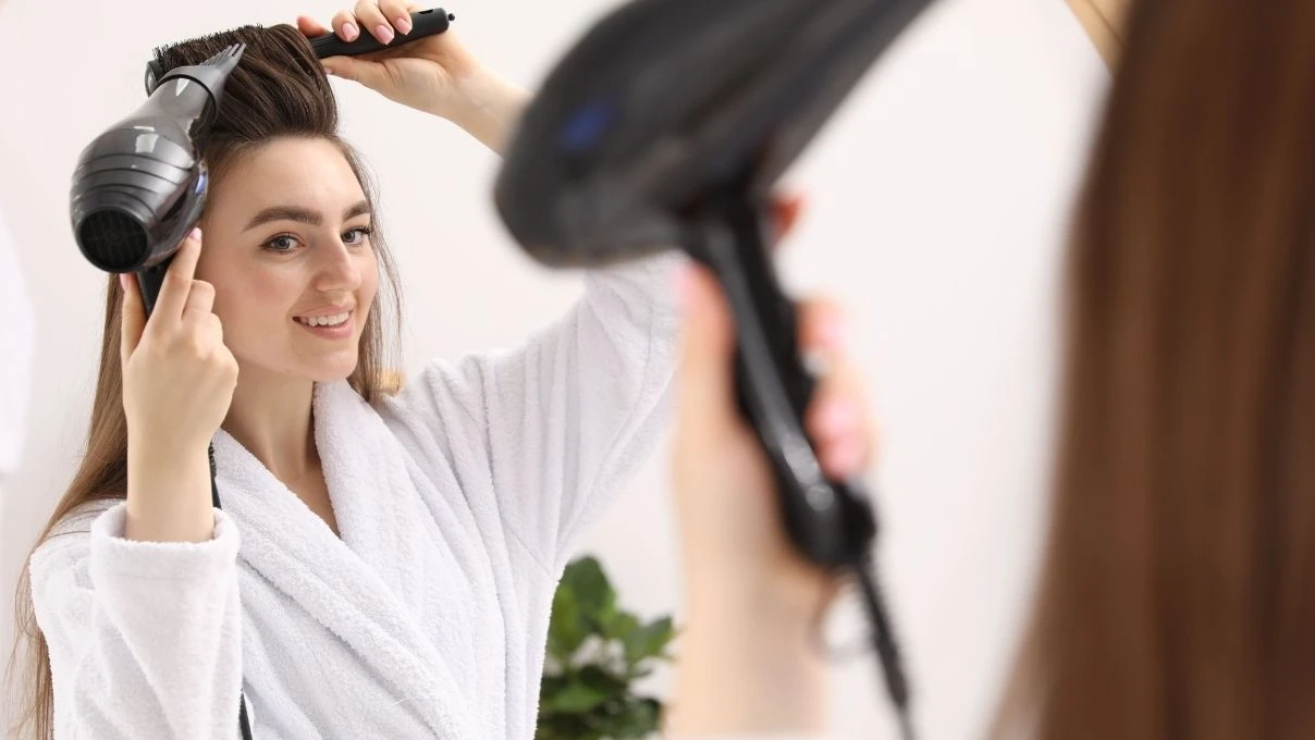 Saçlardaki C vitaminini 3 kata çıkartıyor! Karışım asırlık bir şifa deposu 6 Saçlardaki C vitaminini 3 kata çıkartıyor! Karışım asırlık bir şifa deposu