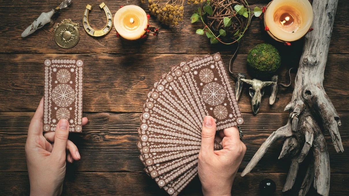 Günlük tarot kart açılımı 4 Nisan 2026! Hızlı ve zihinsel gelişimler ortaya çıkıyor 5 Günlük tarot kart açılımı 4 Nisan 2026! Hızlı ve zihinsel gelişimler ortaya çıkıyor