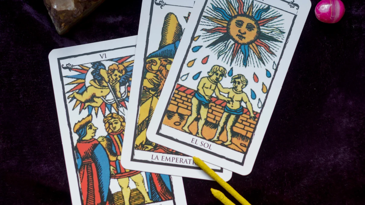 Günlük tarot yorumları 5 Nisan 2026 Pazar! Duygusal farkındalık bugün ön planda 6 tarot 3