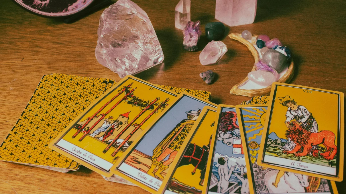Günlük tarot yorumları 5 Nisan 2026 Pazar! Duygusal farkındalık bugün ön planda 8 tarot 5