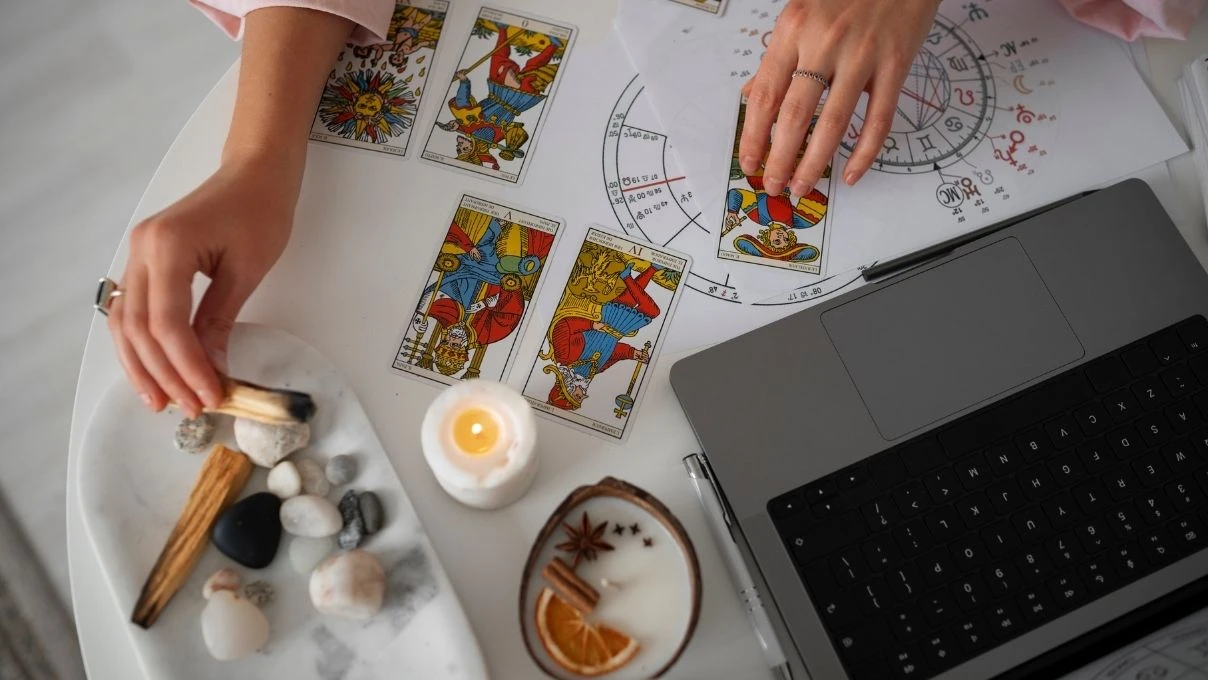 Günlük tarot kart açılımı 4 Nisan 2026! Hızlı ve zihinsel gelişimler ortaya çıkıyor 8 Günlük tarot kart açılımı 4 Nisan 2026! Hızlı ve zihinsel gelişimler ortaya çıkıyor