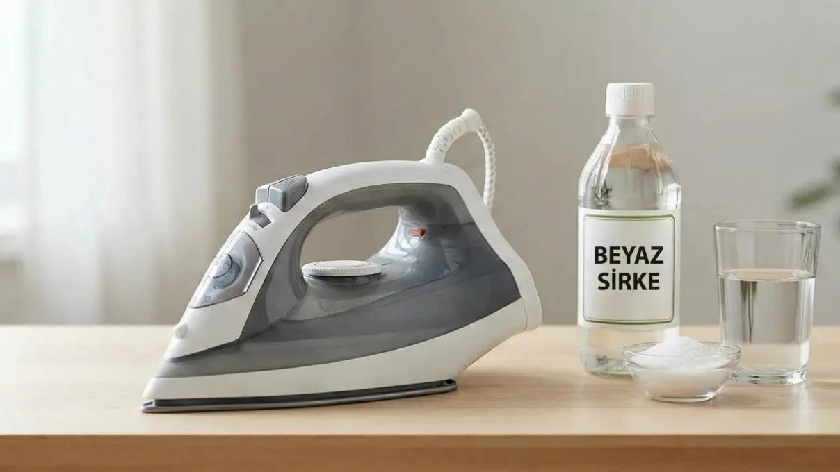 Ütüdeki su haznesine biraz sirke ekleyin! Sonuca inanamayacaksınız