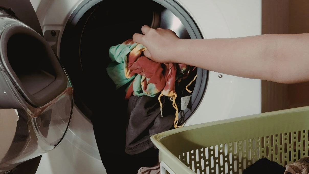 Yumuşatıcı kullanmadan kıyafetlerinizi mis gibi kokutun! İşte en doğal formül