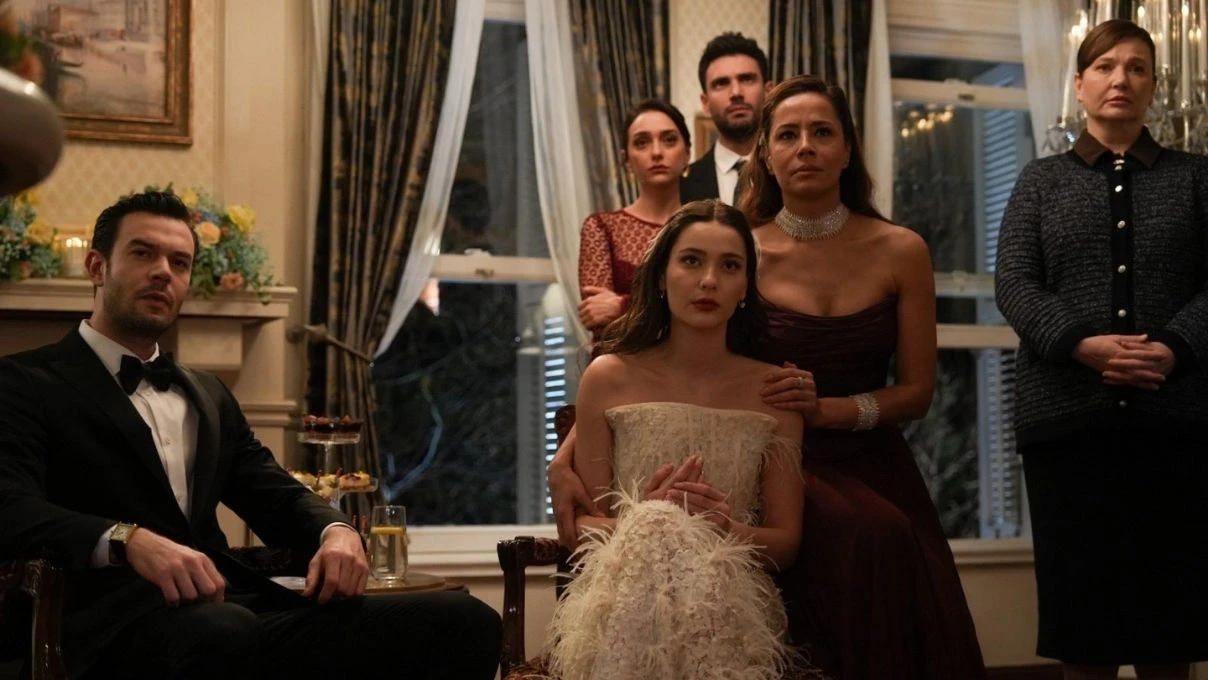 Sevdiğim Sensin dizisinin Burçin’i ekranlara veda mı ediyor? Elçin Zehra İrem Sevdiğim Sensin’deniz ayrılıyor mu? 