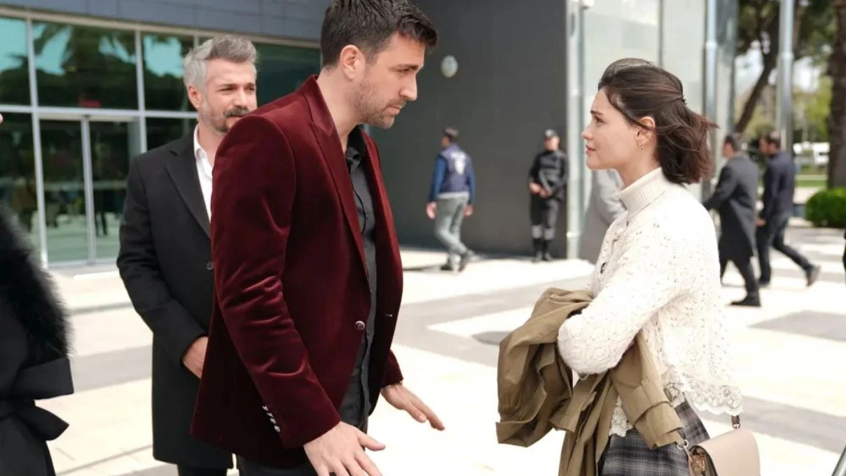 Çirkin dizisi sezon finali ne zaman? Çirkin dizisi kaçıncı bölümde sezon finali verecek? 4 Çirkin dizisi sezon finali ne zaman? Çirkin dizisi kaçıncı bölümde sezon finali verecek?