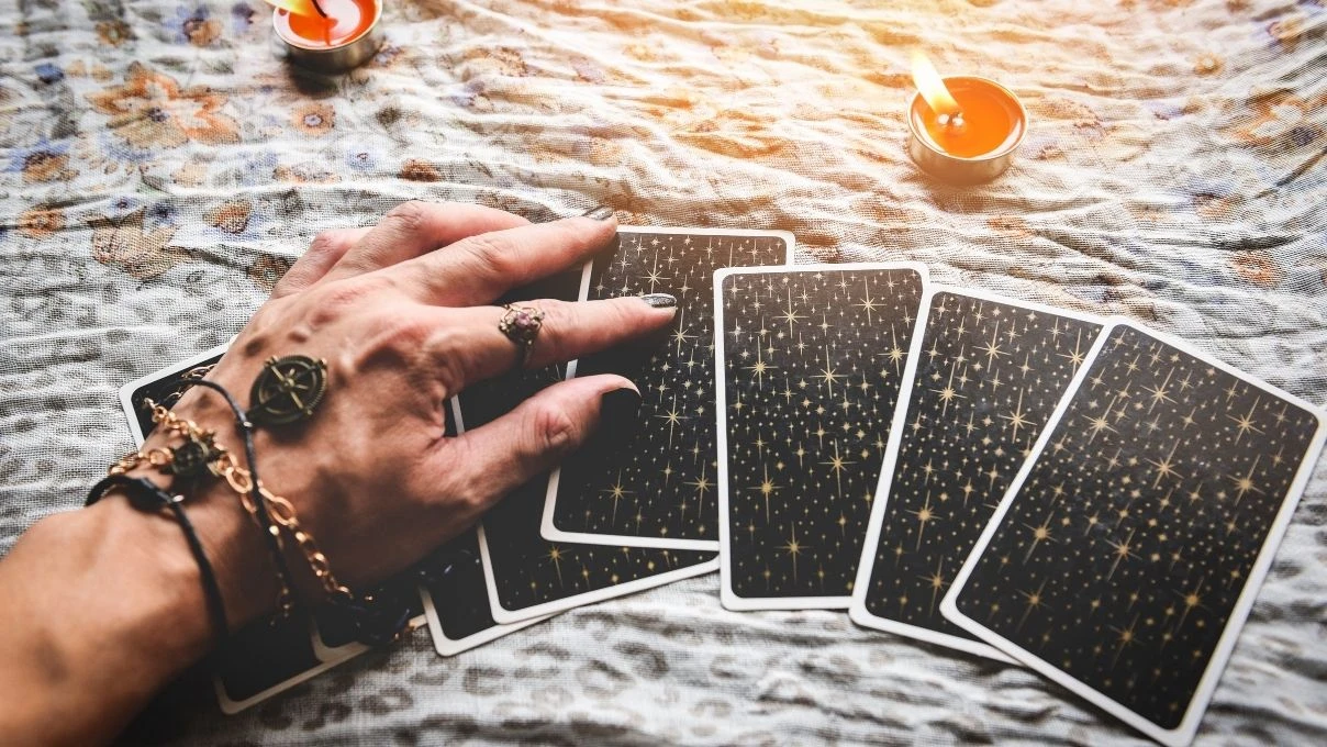 Günlük tarot kart açılımı 7 Mayıs 2026! Değişimle birlikte iyi olaylar meydana geliyor