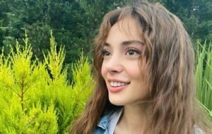 414x262 duy beni ekim rabia soyturk kimdir kac yasinda nereli meslegi ne rabia soyturk boyu kilosu 1660725100437