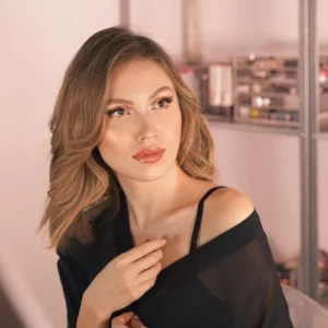 Sosyal medya fenomeni Duygu Özaslan'ın sözlerine tepki yağıyor! Çocuk mu köpek mi? sorusu ortalığı karıştırdı 6 58a2962047e985608b61376bbd8525b4 baST