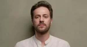 5ca1cdef45d2a029641cb4ec