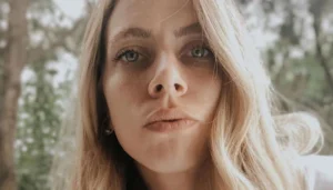 5f33ef83c9de3d2754b3f482