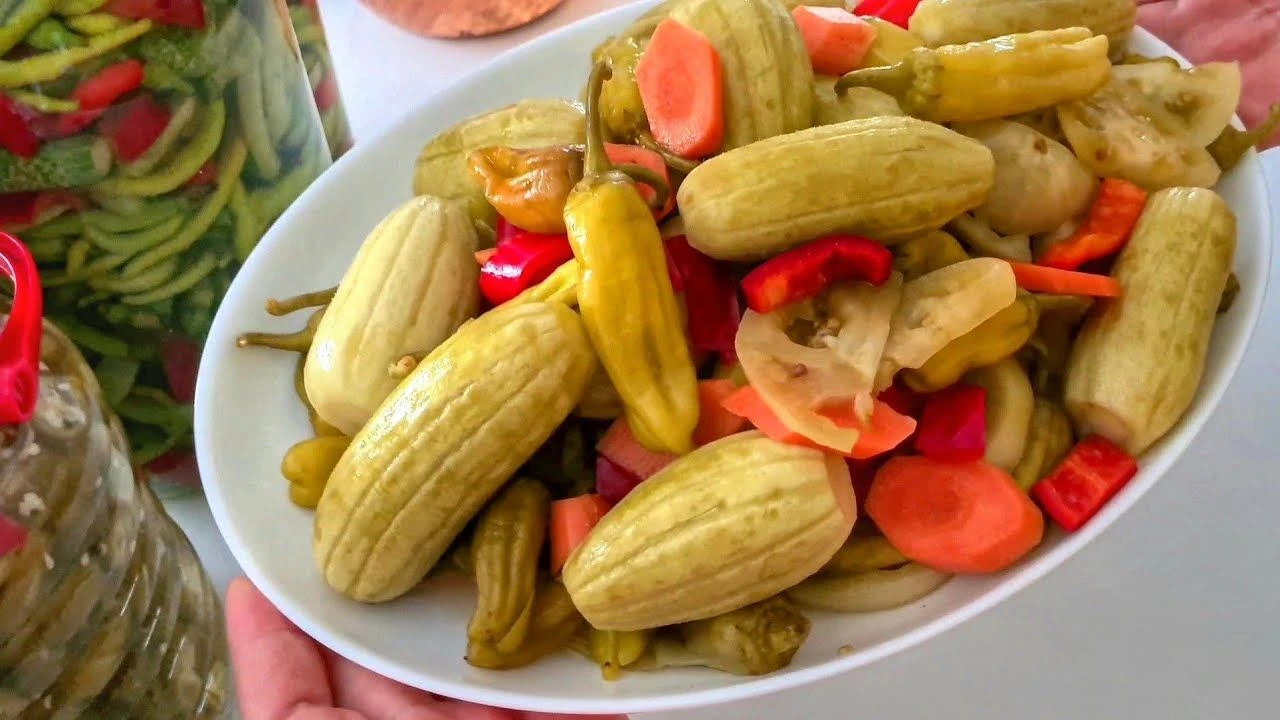 Dünyanın en sağlıklı turşusu! Tarifi bir Anadolu sırrı 12 64a6619a15e183419e6844039c8ab792