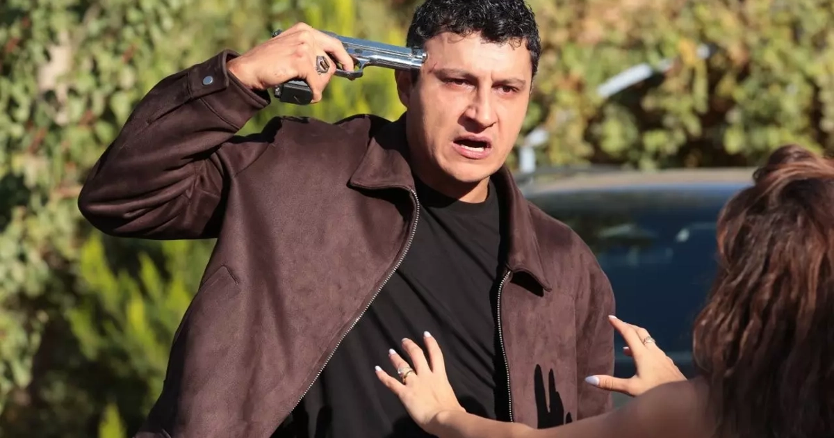 690dbe519974e8ffe8aaf4a2