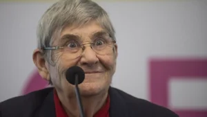 Canan Karatay ne doktoru? Canan Karatay muayene ücreti ne kadar? 6 85 uU3j cover