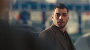 Veliaht 9. bölüm nereden izlenir? Son bölümde neler oldu? 5 8E45C8BDE296FCCE366890F75854307C 640x360