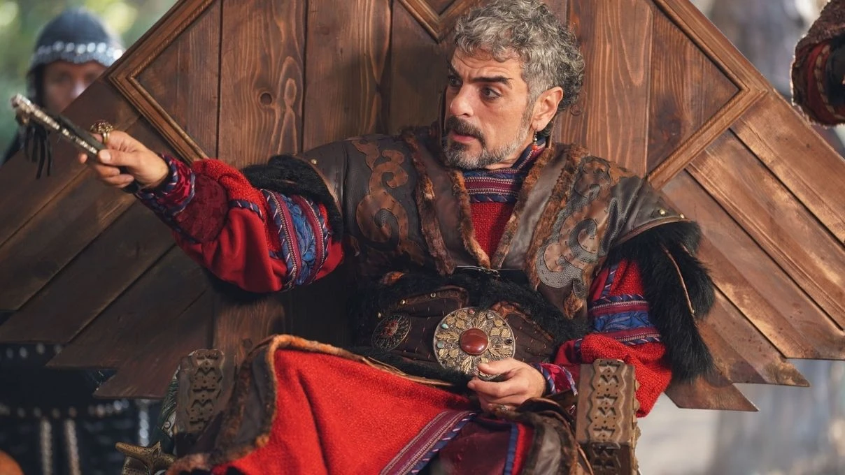 Arka sokaklar dizisinin efsaneleri Kuruluş Orhan da buluşuyor! Uğur Pektaş ve Onur Bay yeniden bir arada 4 Arka sokaklar dizisinin efsaneleri Kuruluş Orhan da buluşuyor! Uğur Pektaş ve Onur Bay yeniden bir arada