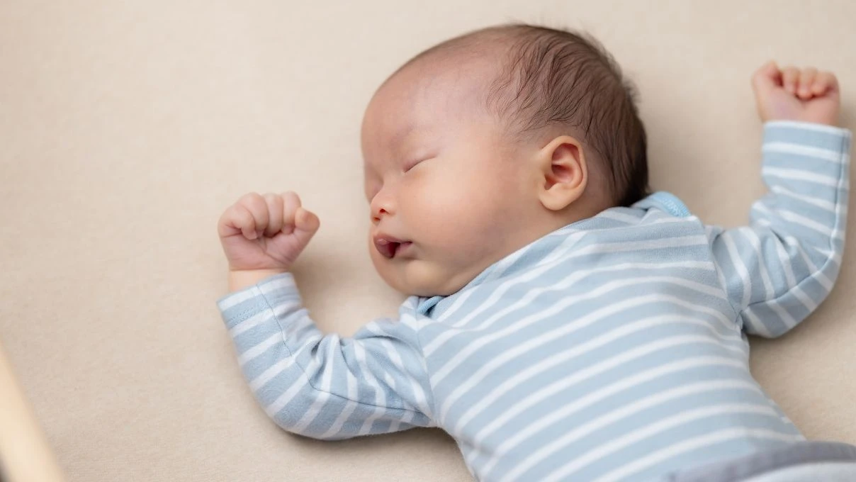 Uzmanlardan uyarı! Ek gıdaya erken başlayanlar dikkat