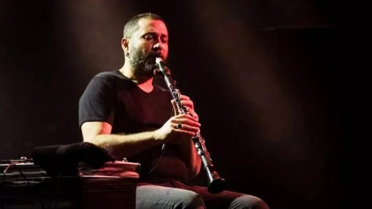 Hüsnü Şenlendirici ikinci kez dede oldu! Davullu zurnalı kutlama yapıldı